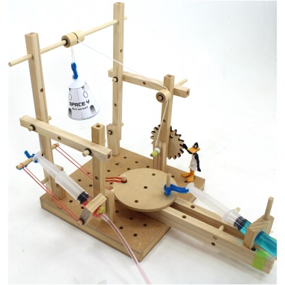6726 22 scaled This STEM Maker Set is a great resource for Science Centres, Schools and Museums.